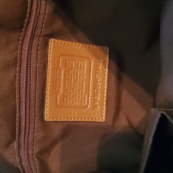 Coach bucket bag. Brown and tan suede. - Picture 5 of 6